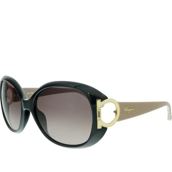 Salvatore Ferragamo | Accessories | Authentic Ferragamo 